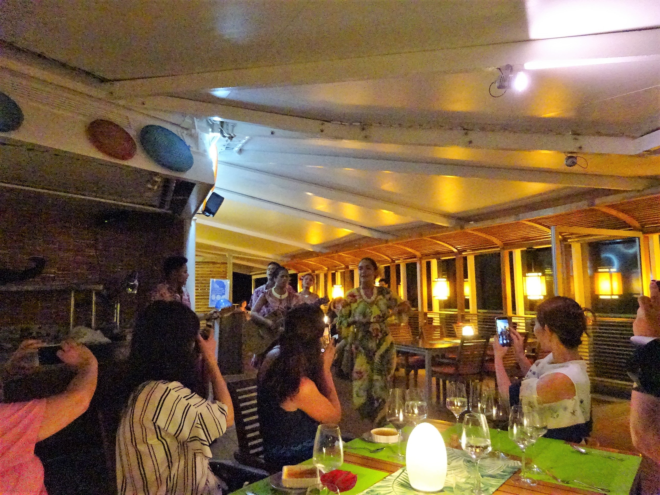 グリル　歌付きです