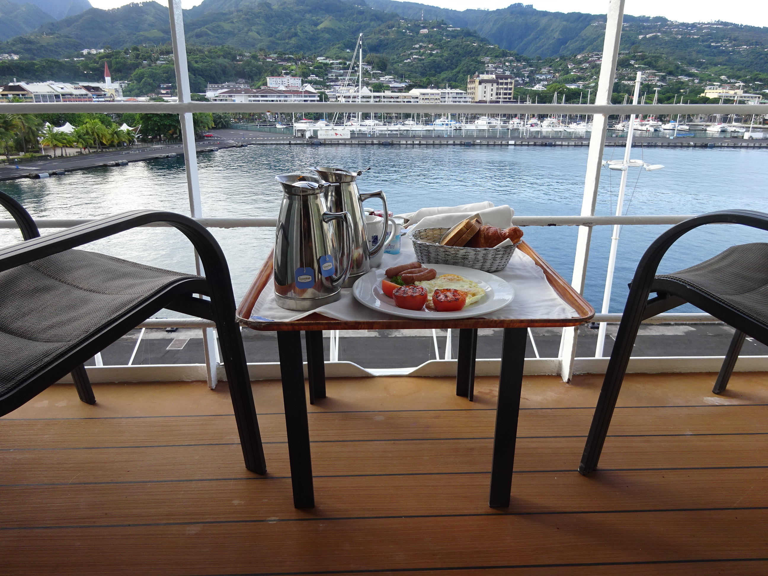 ルームサービス